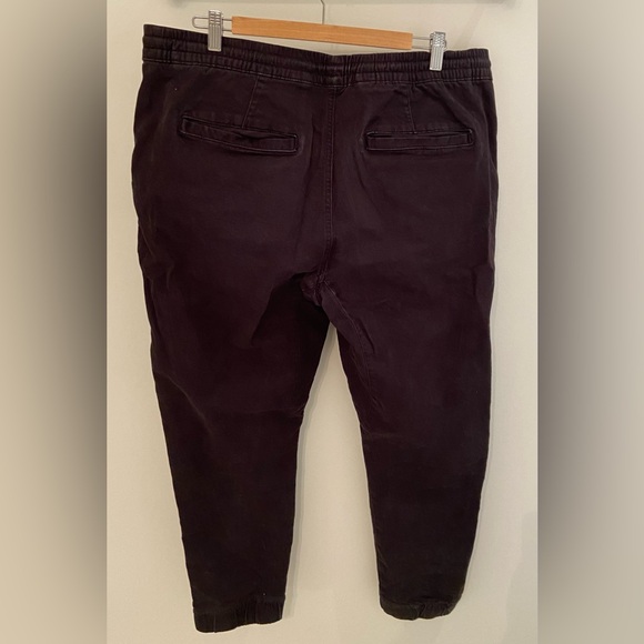 ‘Silver Jeans Co.’ Men’s Black Joggers - Picture 3 of 4